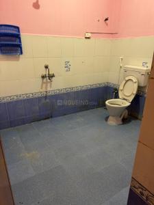 Bathroom Image of 1610 Sq.ft 4 BHK Apartment / Flat for rent in Kattupakkam Chennai for Rs. 25000
