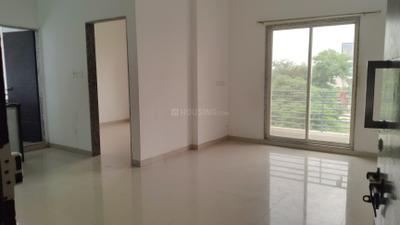 Living Room Image of 850 Sq.ft 2 BHK Apartment / Flat for rent in Shreeji Safal Icon, Manjalpur Vadodara for Rs. 12000