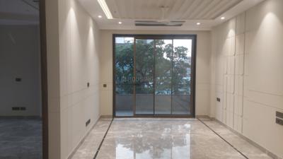 Living Room Image of 2016 Sq.ft 3 BHK Builder Floor for sale in  RWA Defence Colony Block A, Defence Colony New Delhi for Rs. 140000000