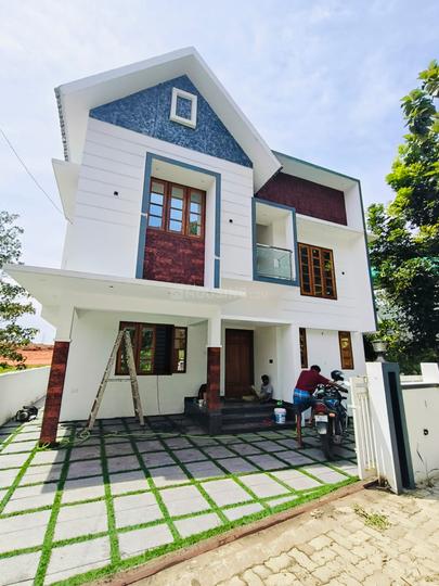 Kakkanad Main Image 1