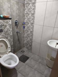 Image of 980 Sq.ft 2 BHK Apartment / Flat for rent in Thrippunithura, Kochi for Rs. 30000