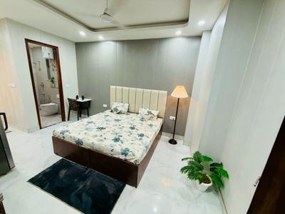 Bedroom Image of 510 Sq.ft 1 RK Builder Floor for rent in HUDA Plot Sector 38, Sector 38 Gurgaon for Rs. 24900