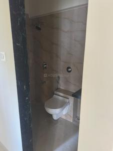 Bathroom Image of 675 Sq.ft 1 BHK Apartment / Flat for sale in Majestic Kedarnath Apartments, Chembur Mumbai for Rs. 14500000