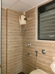 Common Bathroom Image of 432 Sq.ft 1 BHK Apartment / Flat for rent in Lodha Foresta A B H And I, Dombivli East Thane for Rs. 9000