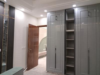 Bedroom Image of 1800 Sq.ft 3 BHK Builder Floor for sale in Paschim Vihar New Delhi for Rs. 40000000