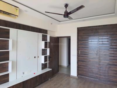 Bedroom Image of 2000 Sq.ft 3 BHK Apartment / Flat for sale in Emaar Imperial Gardens, Sector 102 Gurgaon for Rs. 24000000