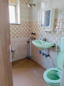Bathroom Image of 1600 Sq.ft 3 BHK Apartment / Flat for sale in Swaraj Homes Telecom City Apartments, Sector 62 Noida for Rs. 17500000
