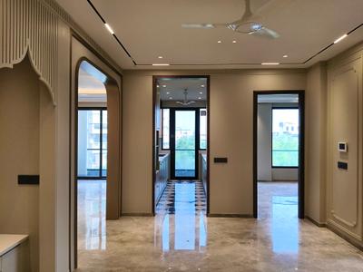 Dining Area Image of 2500 Sq.ft 4 BHK Builder Floor for sale in Greenwood City Floors, Sector 45 Gurgaon for Rs. 44000000