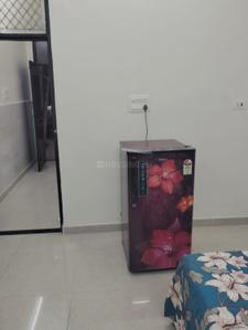 Bedroom Image of 650 Sq.ft 2 BHK Builder Floor for rent in New Ashok Nagar New Delhi for Rs. 18500