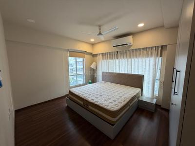Bedroom Image of 800 Sq.ft 2 BHK Apartment / Flat for sale in Khar West Mumbai for Rs. 35000000
