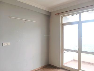 Bedroom Image of 2666 Sq.ft 3 BHK Apartment / Flat for sale in Raheja Vedaanta, Sector 108 Gurgaon for Rs. 18500000