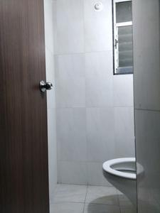 Common Bathroom Two Image of 650 Sq.ft 1 BHK Apartment / Flat for rent in Three Jewels, Kondhwa Budruk Pune for Rs. 16000