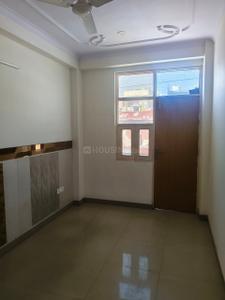 Living Room Image of 590 Sq.ft 2 BHK Builder Floor for sale in Pul Prahlad Pur New Delhi for Rs. 3500000