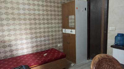 Bedroom Image of 308 Sq.ft 1 RK Builder Floor for rent in Patel Nagar New Delhi for Rs. 12098