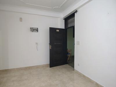 Living Room Image of 650 Sq.ft 1 BHK Apartment / Flat for rent in Chhattarpur New Delhi for Rs. 16000