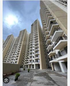 Image of 1700 Sq.ft 4 BHK Apartment / Flat for sale in Sare Crescent Green Parc, Sector 92, Gurgaon for Rs. 18000000
