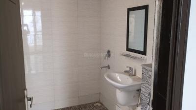 Image of 1250 Sq.ft 3 BHK Apartment / Flat for rent in Nirala Estate Phase V, Noida Extension, Greater Noida for Rs. 35000