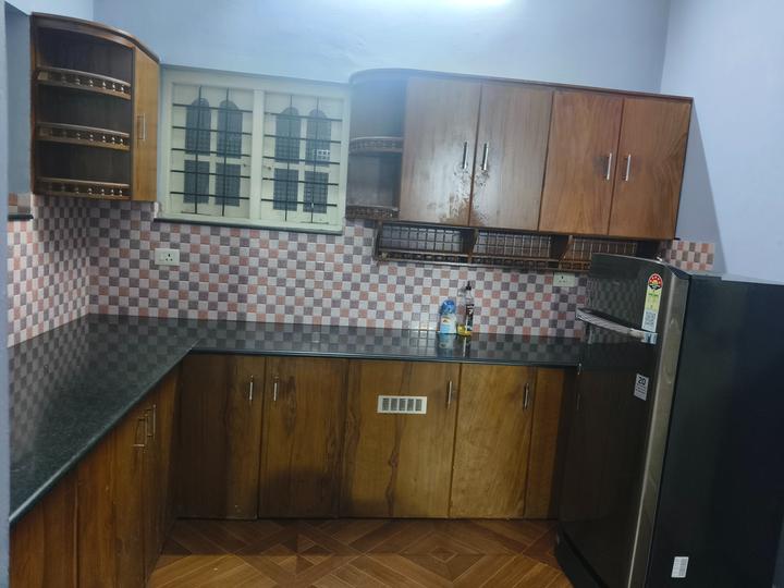 AMS APARTMENT Kitchen 1