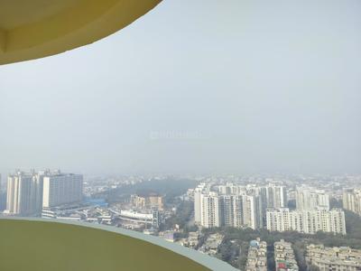 Balcony Image of 2000 Sq.ft 3 BHK Apartment / Flat for sale in Amrapali Heartbeat City, Sector 107 Noida for Rs. 22000000