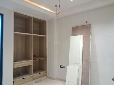 Bedroom Image of 1800 Sq.ft 3 BHK Builder Floor for sale in Paschim Vihar New Delhi for Rs. 36500000
