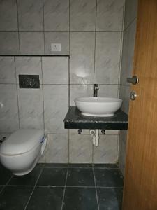 Common Bathroom Image of 520 Sq.ft 1 RK Apartment / Flat for rent in Gera World Of Joy, Upper Kharadi Pune for Rs. 25000