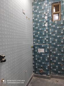 Bathroom Image of 900 Sq.ft 2 BHK Builder Floor for sale in Sector 10A Gurgaon for Rs. 5800009