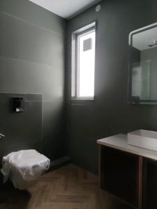 Bedroom Two Image of 2700 Sq.ft 4 BHK Builder Floor for sale in Paramount Luxury Floors Sushant Lok 3 B Block, Sector 57 Gurgaon for Rs. 38500000