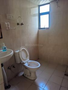 Bathroom Image of 1040 Sq.ft 2 BHK Apartment / Flat for rent in MR Officer City 1, Raj Nagar Extension Ghaziabad for Rs. 16000