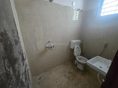Bathroom Image of 3000 Sq.ft 2 BHK Apartment / Flat for rent in Bawadiya Kalan Bhopal for Rs. 17000