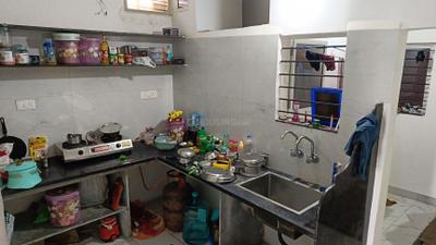 Kitchen Image of 600 Sq.ft 1 BHK Apartment / Flat for rent in Nipania Indore for Rs. 9000