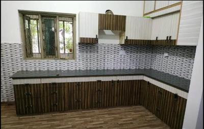 Kitchen Image of 2400 Sq.ft 3 BHK Builder Floor for rent in Krishna Nagar Lucknow for Rs. 40000