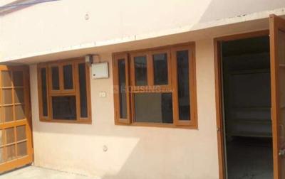 Balcony Image of 1000 Sq.ft 2 BHK Independent House for rent in Kisan Path Lucknow for Rs. 8500