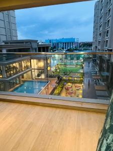 Balcony Image of 1000 Sq.ft 2 BHK Apartment / Flat for rent in Oxy Beaumonde, Viman Nagar Pune for Rs. 57000