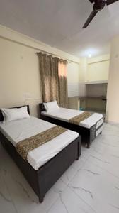 Bedroom Image of Shyam Vandana Luxury Boys PG  in Sector 125, Noida