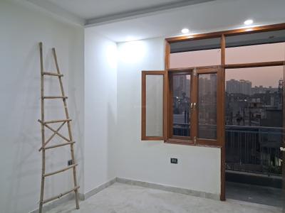 Bedroom Image of 1350 Sq.ft 3 BHK Apartment / Flat for sale in Avenue 1, Sector 73 Noida for Rs. 4950000