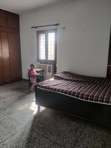 Bedroom Image of 1850 Sq.ft 2.5 BHK Apartment / Flat for sale in Sector 29 Noida for Rs. 22000000