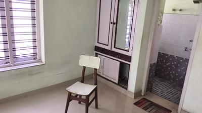 Bedroom Image of 1200 Sq.ft 2 BHK Independent House for rent in Kumarapuram Thiruvananthapuram for Rs. 14500