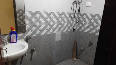 Bathroom Image of 1550 Sq.ft 3 BHK Apartment / Flat for sale in Khodiyar Colony Jamnagar for Rs. 5200000
