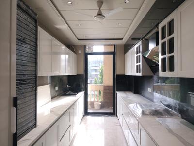 Kitchen Image of 2250 Sq.ft 3 BHK Builder Floor for sale in Sector 31 Faridabad for Rs. 30900000