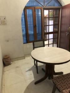 Hall Image of 700 Sq.ft 2 BHK Apartment / Flat for rent in Qaiserbagh Lucknow for Rs. 15000