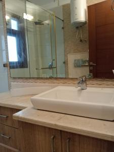Image of 1980 Sq.ft 3 BHK Builder Floor for rent in Sarvapriya Vihar, New Delhi for Rs. 110000