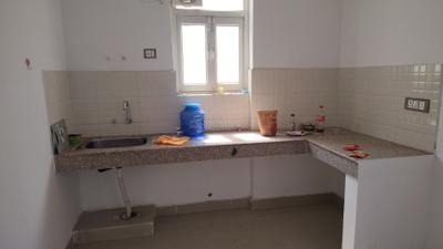 Kitchen Image of 450 Sq.ft 1 BHK Apartment / Flat for rent in ROF Amaltas, Sector 92 Gurgaon for Rs. 13500