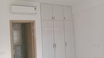 Bedroom Image of 1620 Sq.ft 3 BHK Builder Floor for rent in DLF Garden City Enclave Floors, Sector 93 Gurgaon for Rs. 36000