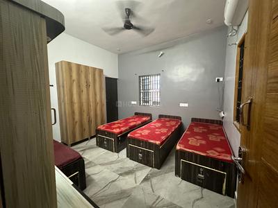 Bedroom Image of CR WOMENS HOSTEL in Perungalathur, Chennai