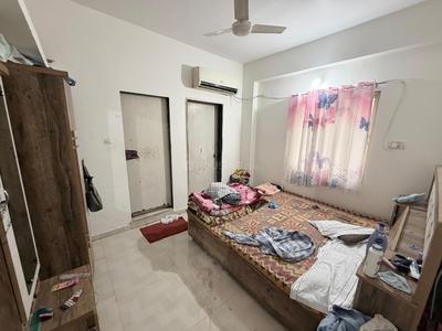 Bedroom Image of 945 Sq.ft 2 BHK Apartment / Flat for sale in Vastral Ahmedabad for Rs. 3450000