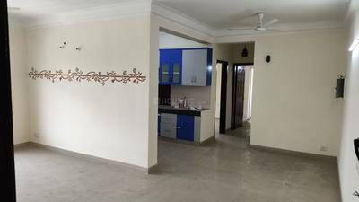 Living Room Image of 1685 Sq.ft 3 BHK Apartment / Flat for sale in Paramount Floraville, Sector 137 Noida for Rs. 21200000