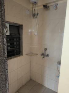 Bathroom Image of 450 Sq.ft 1 BHK Apartment / Flat for rent in Worli Mumbai for Rs. 44000