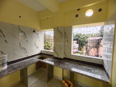 Kitchen Image of 680 Sq.ft 2 BHK Apartment / Flat for sale in Parnasree Pally Kolkata for Rs. 2788000
