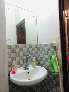 Bathroom Image of 960 Sq.ft 3 BHK Apartment / Flat for sale in Kutighat Kolkata for Rs. 5700000