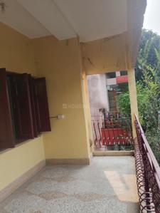 Balcony Image of 1050 Sq.ft 2 BHK Independent House for rent in Salt Lake City Kolkata for Rs. 18000